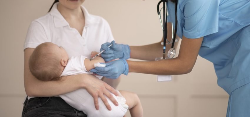 little-baby-being-health-clinic-vaccination